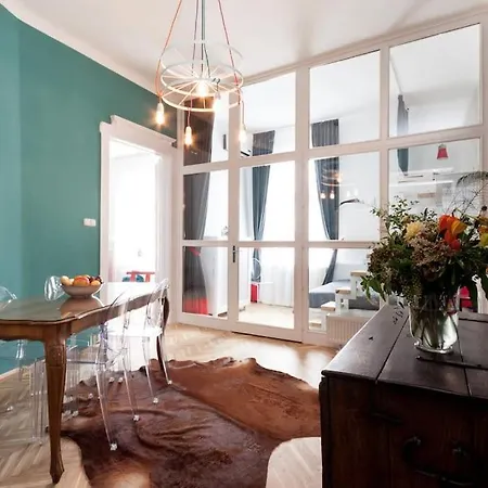 Apartament Stylish Flat For 5 In The Center Budapesta